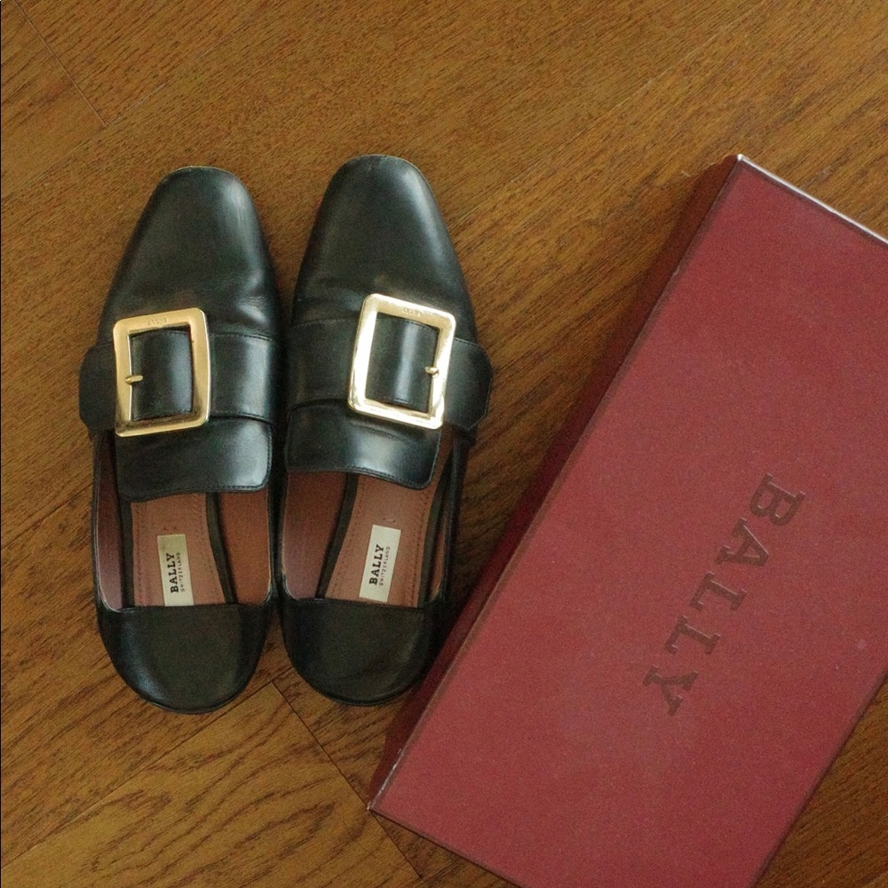 Bally black loafer with original shoe box, size 7